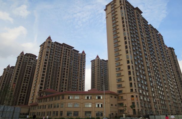 李玉刚演唱《新贵妃醉酒》 造型惊艳