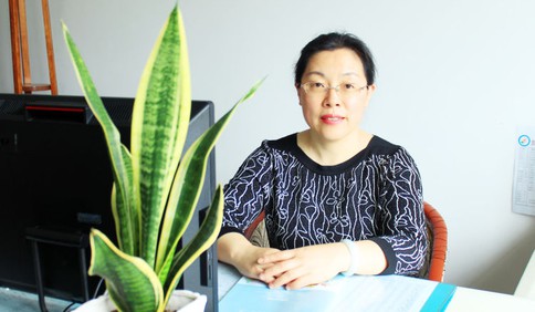 青岛二十八中校长陈爱芹：开设网上家长学校、网上运动会 增强教育合力